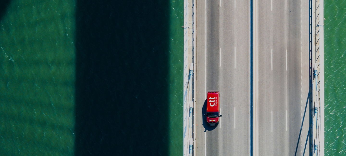 Transporte CTT Express en ruta